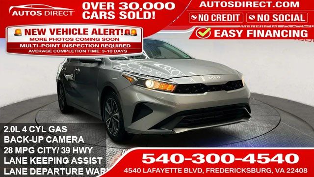 2024 Kia Forte LXS AT's photo
