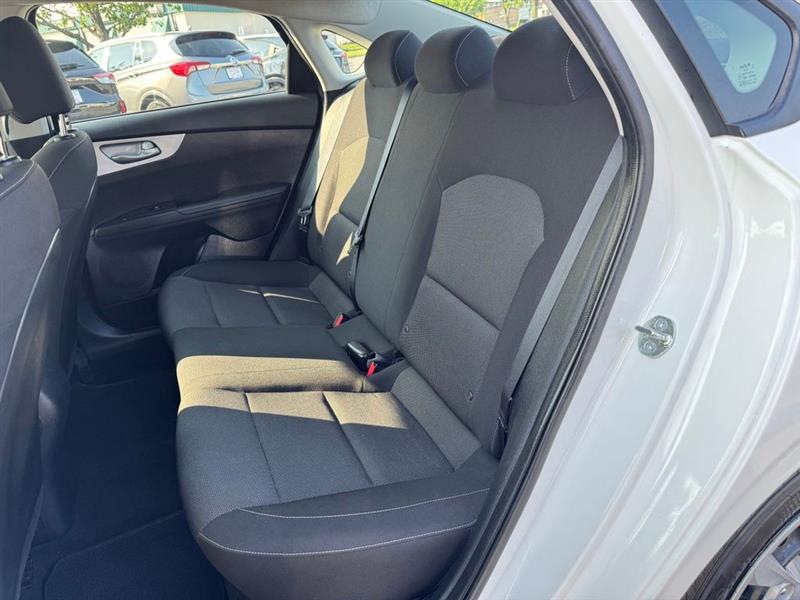 2024 KIA FORTE LX