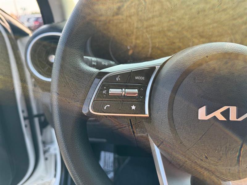 2024 KIA FORTE LX