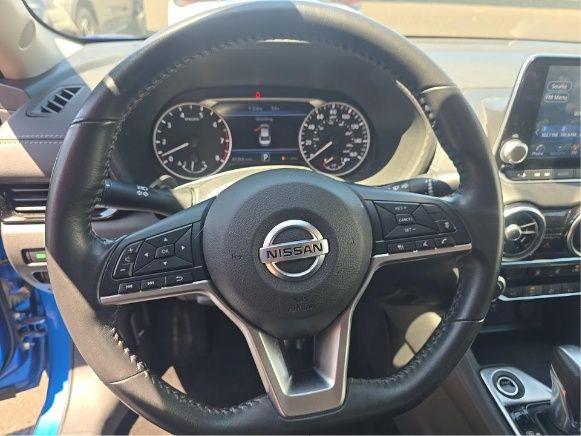 2022 NISSAN SENTRA SV