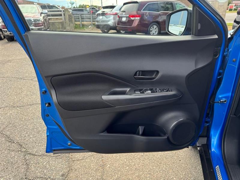 2024 NISSAN KICKS S