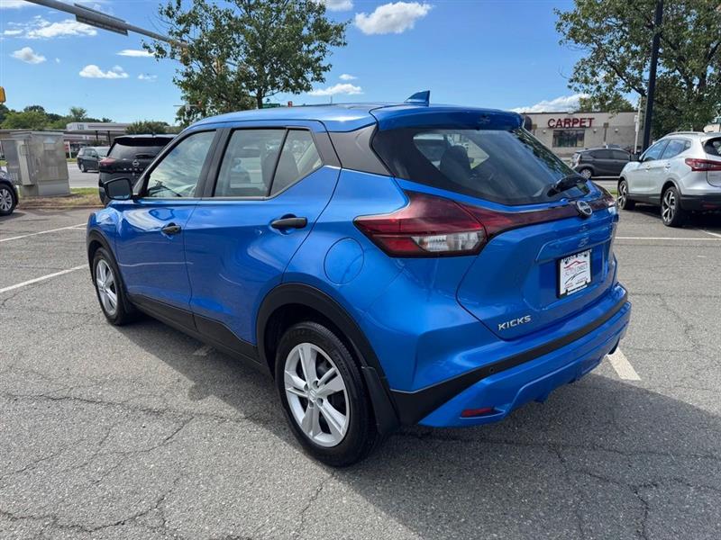 2024 NISSAN KICKS S