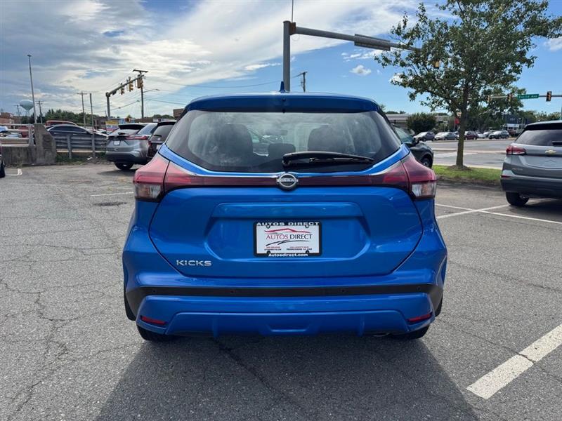 2024 NISSAN KICKS S