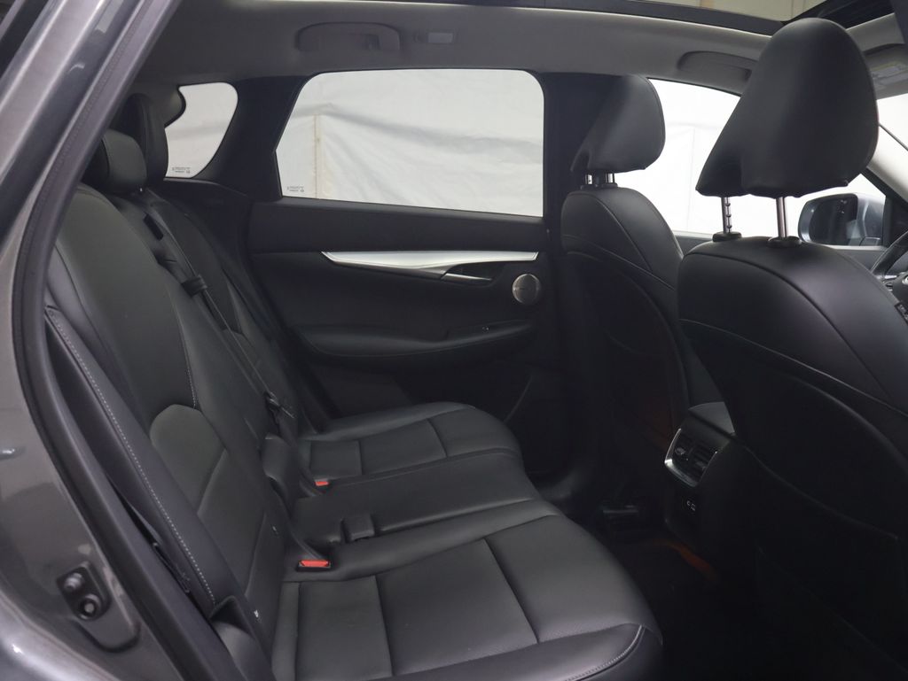 2022 INFINITI QX50 Essential - Photo 12