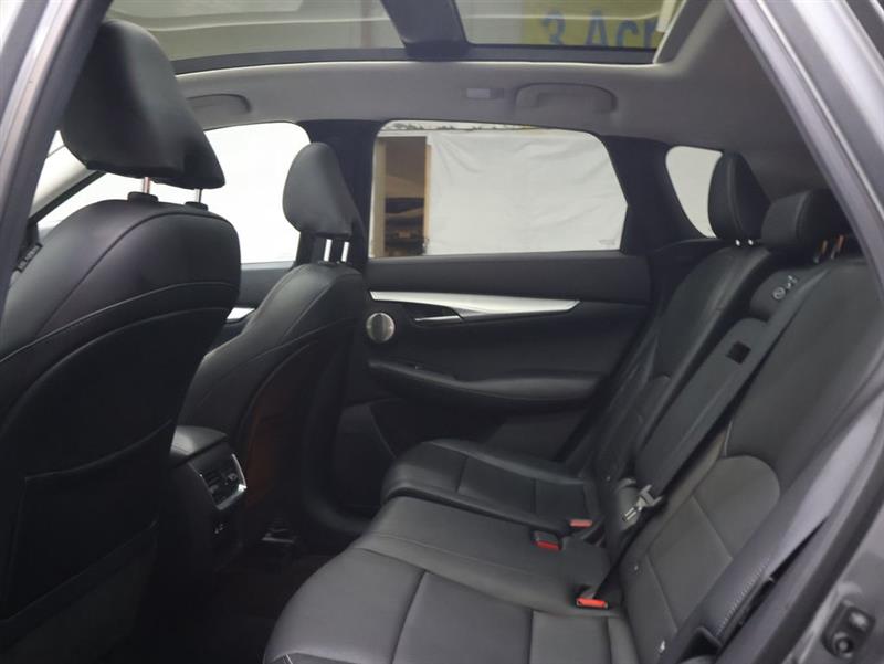 2022 INFINITI QX50 ESSENTIAL