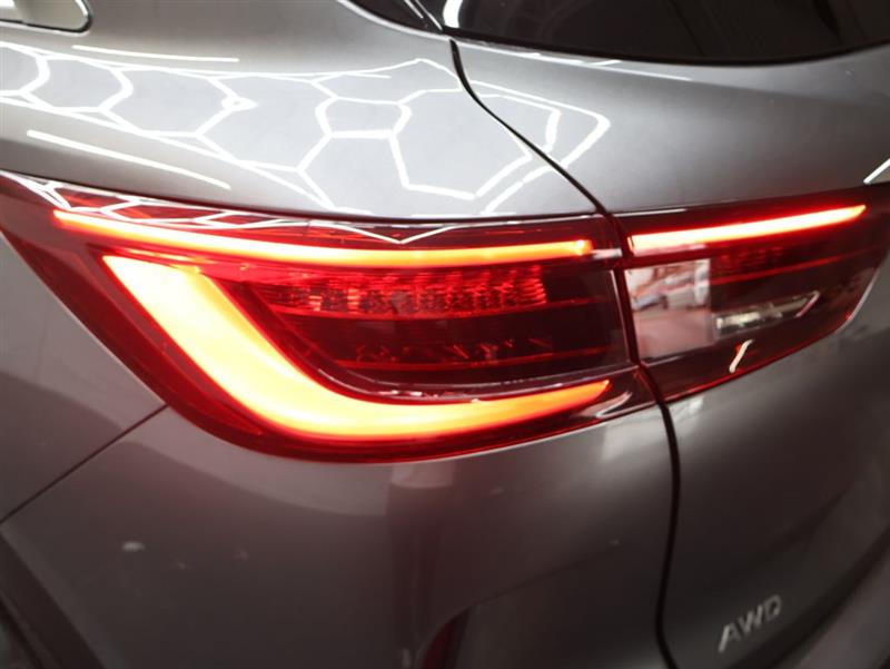 2022 INFINITI QX50 ESSENTIAL