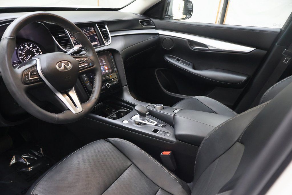 2021 INFINITI QX50 Essential - Photo 18