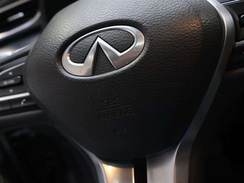 2023 INFINITI QX55 LUXE