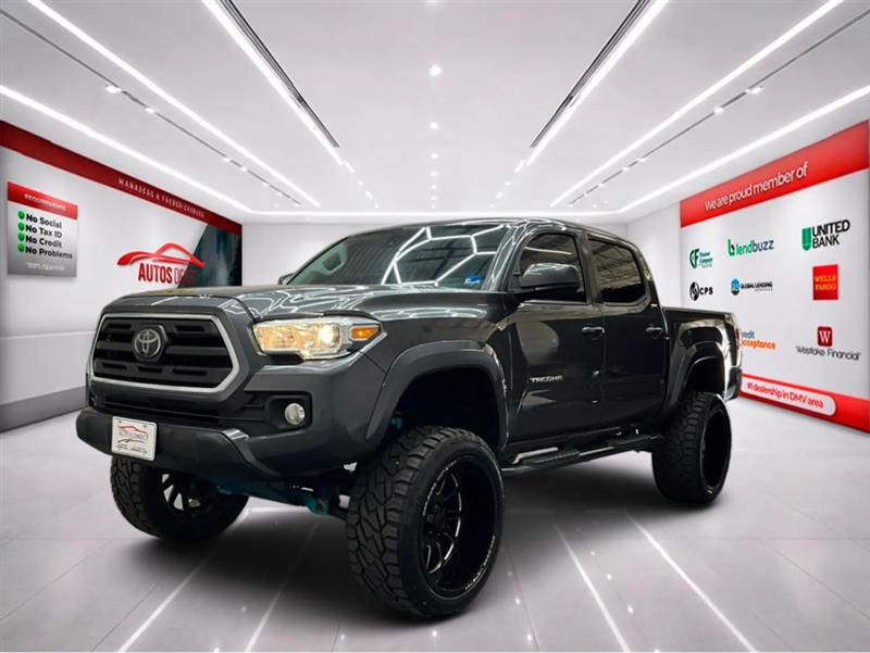 2019 TOYOTA TACOMA SR5
