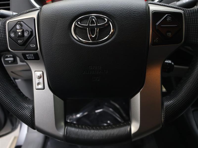 2015 TOYOTA TACOMA 