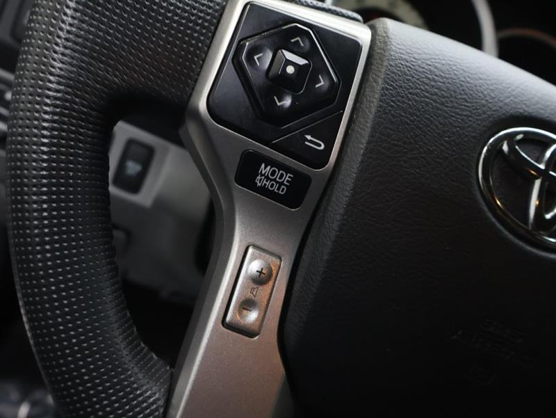 2015 TOYOTA TACOMA 