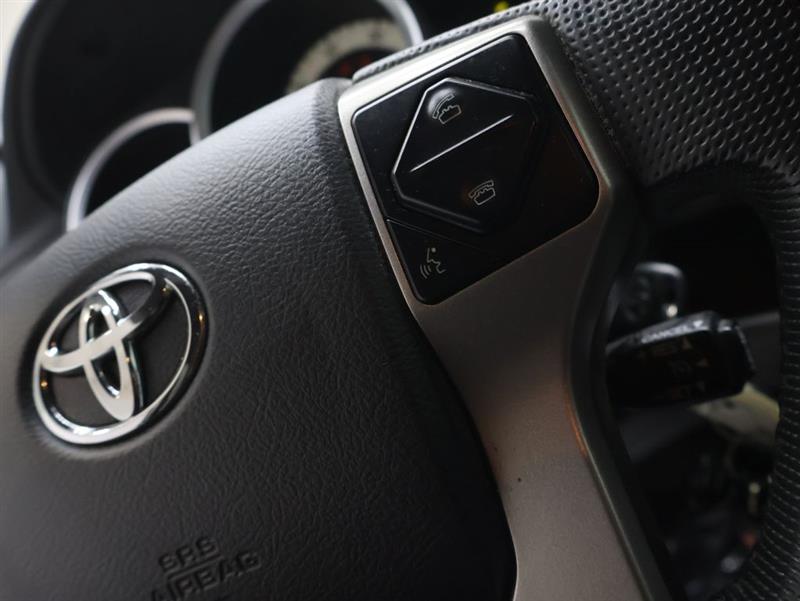2015 TOYOTA TACOMA 