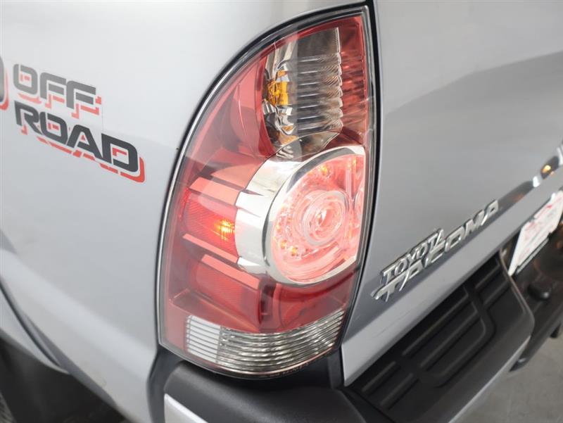 2015 TOYOTA TACOMA 