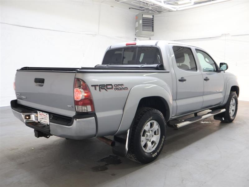 2015 TOYOTA TACOMA 