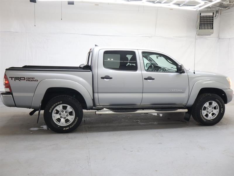 2015 TOYOTA TACOMA 