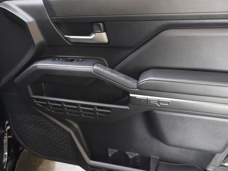 2025 TOYOTA TACOMA TRD Sport Hybrid