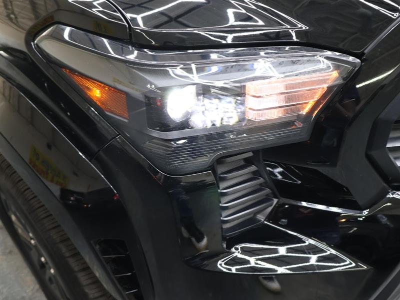 2025 TOYOTA TACOMA TRD Sport Hybrid