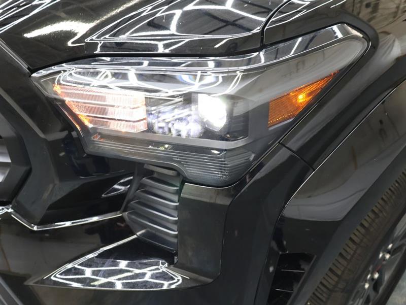 2025 TOYOTA TACOMA TRD Sport Hybrid