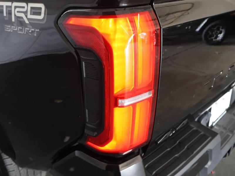 2025 TOYOTA TACOMA TRD Sport Hybrid