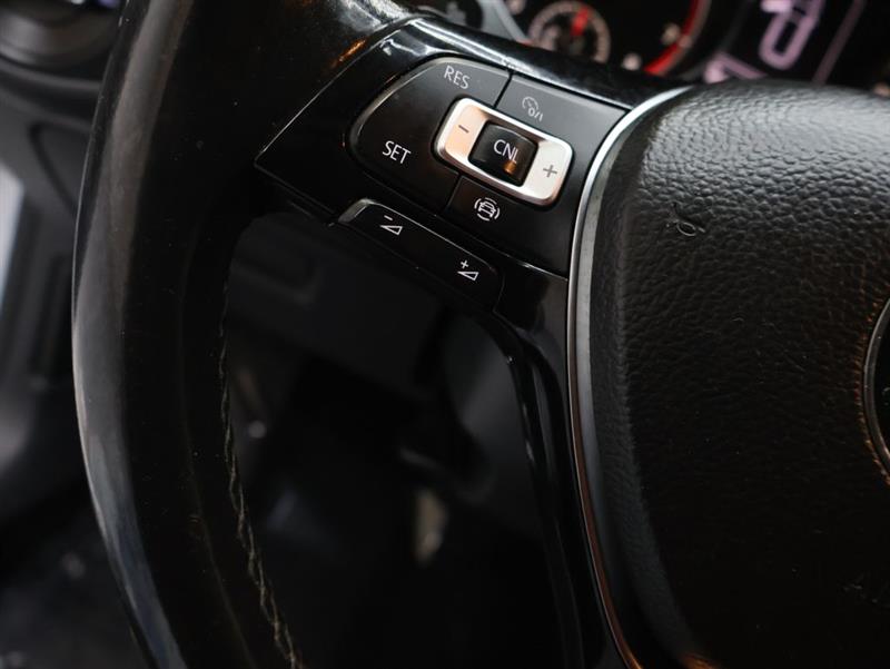 2019 VOLKSWAGEN GOLF S