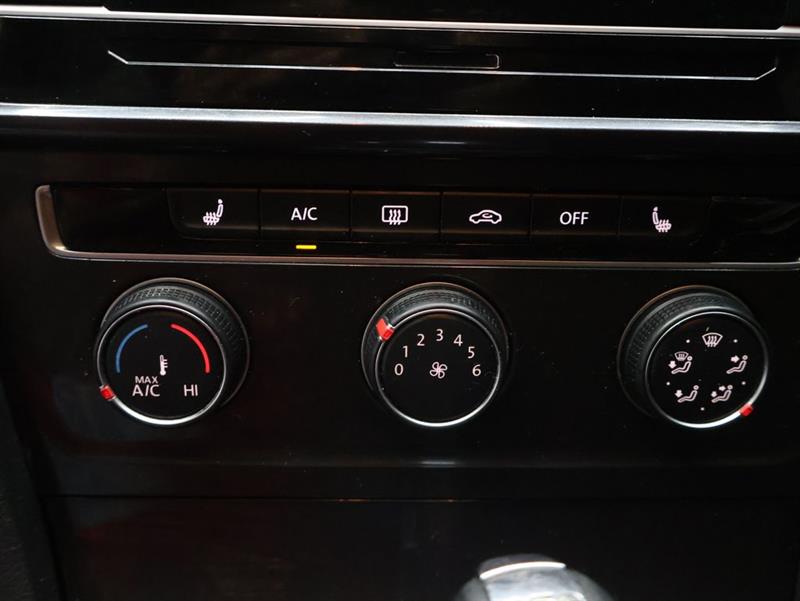 2019 VOLKSWAGEN GOLF S