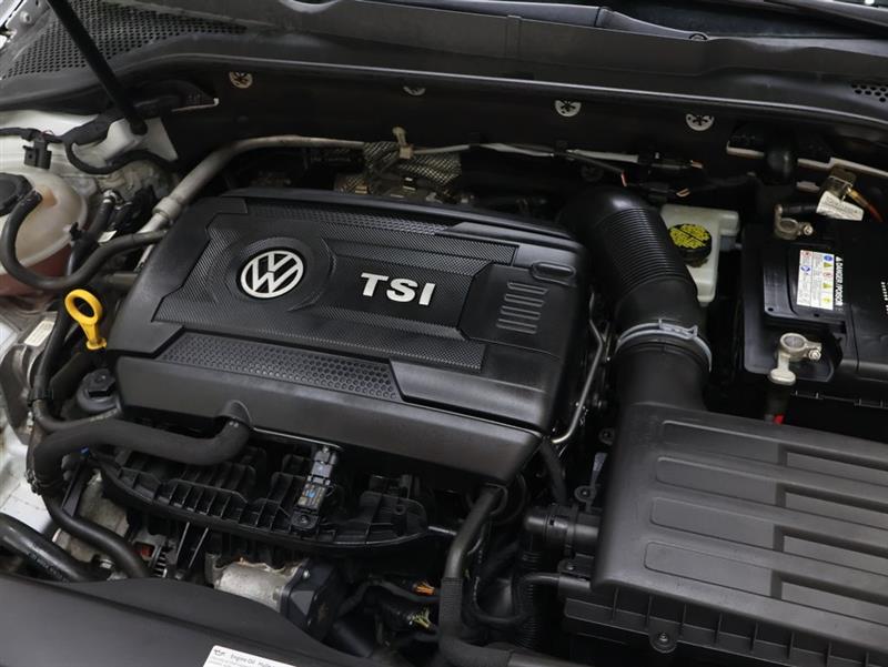 2019 VOLKSWAGEN GOLF S