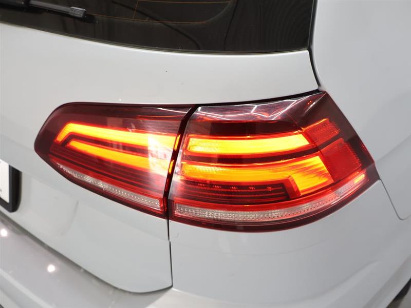 2019 VOLKSWAGEN GOLF S
