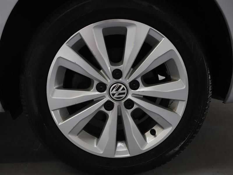 2019 VOLKSWAGEN GOLF S