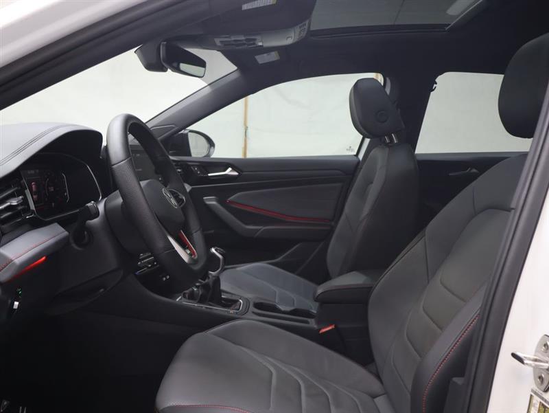 2025 VOLKSWAGEN JETTA GLI Autobahn