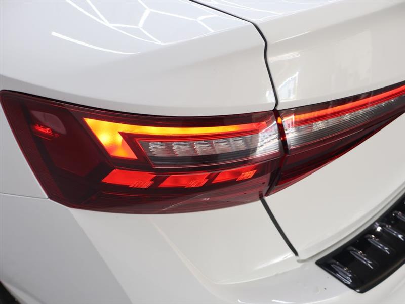 2025 VOLKSWAGEN JETTA GLI Autobahn