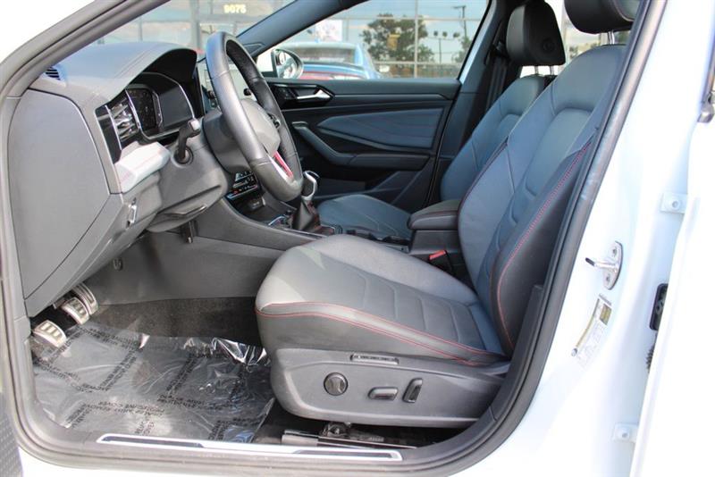 2025 VOLKSWAGEN JETTA GLI Autobahn