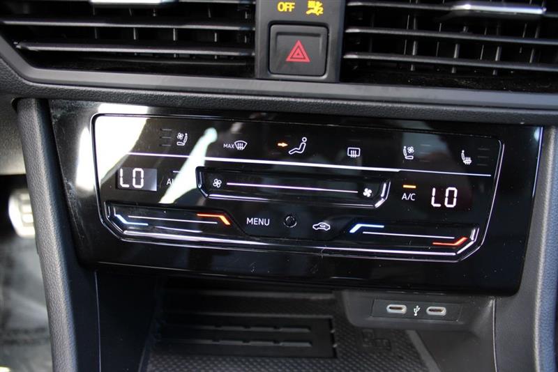 2025 VOLKSWAGEN JETTA GLI Autobahn