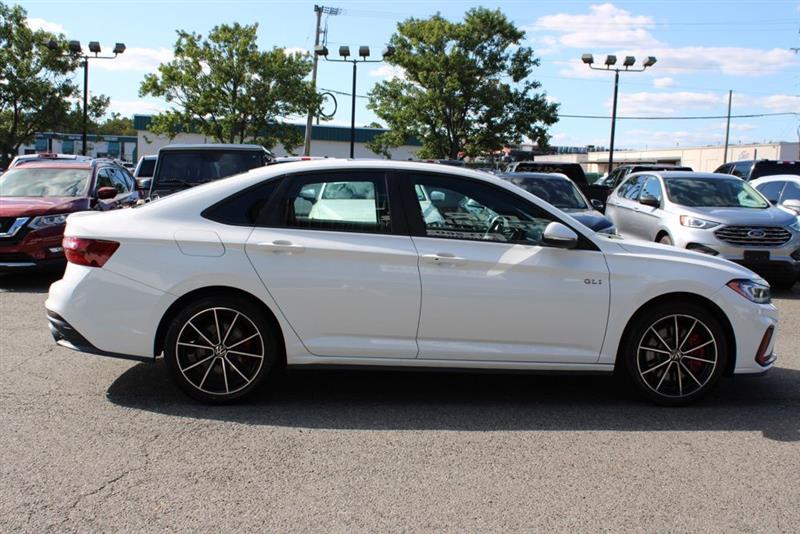 2025 VOLKSWAGEN JETTA GLI Autobahn