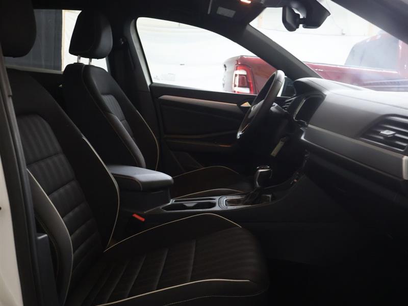 2024 VOLKSWAGEN JETTA SPORT