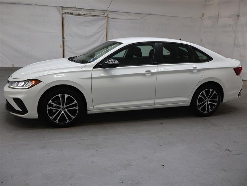2025 VOLKSWAGEN JETTA SPORT