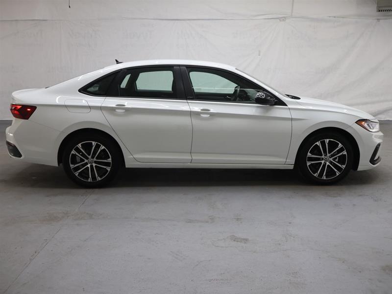 2025 VOLKSWAGEN JETTA SPORT