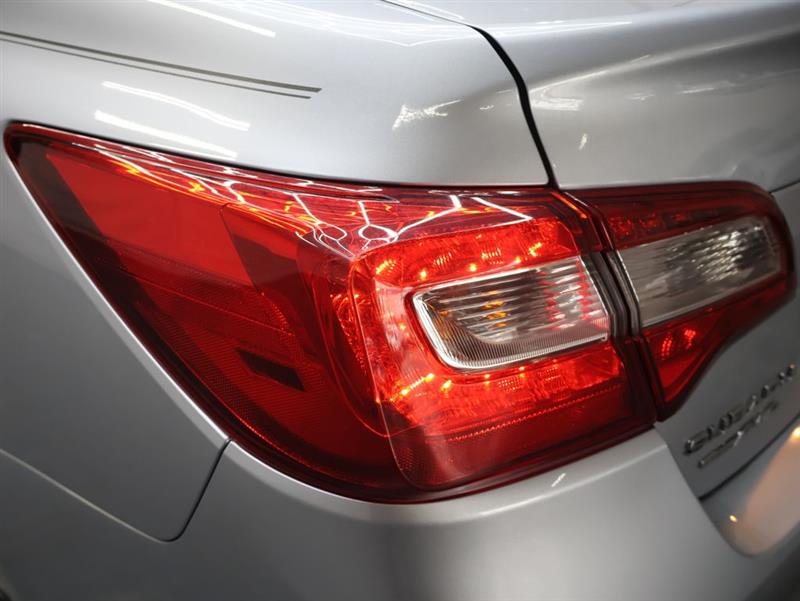 2017 SUBARU LEGACY LIMITED