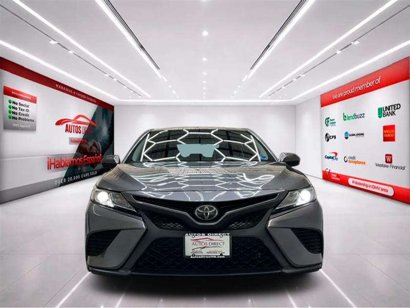 2019 TOYOTA CAMRY SE