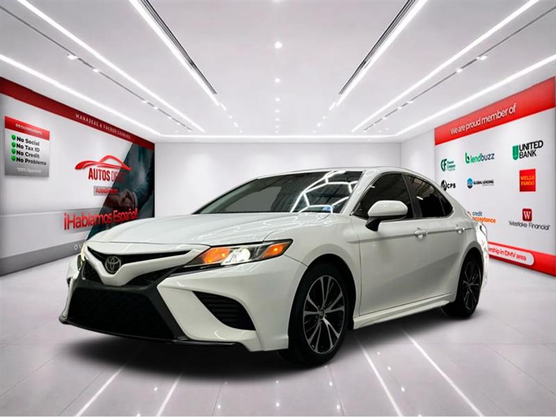 2018 TOYOTA CAMRY SE