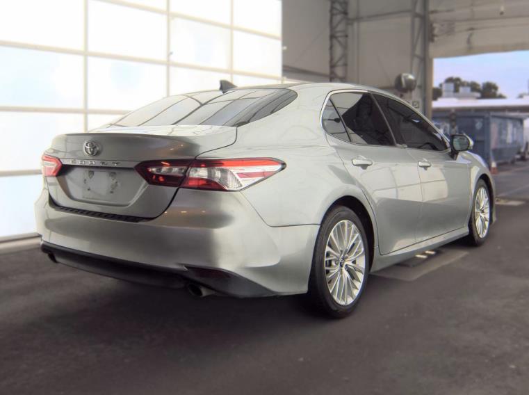 2019 TOYOTA CAMRY V6
