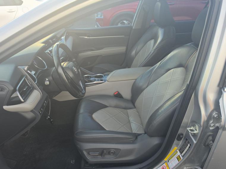 2019 TOYOTA CAMRY V6