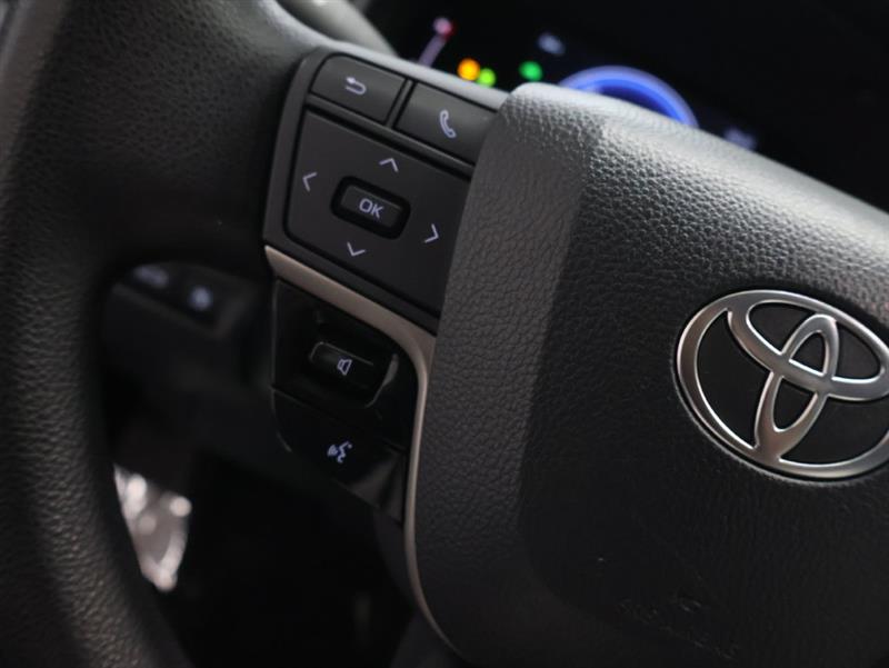 2025 TOYOTA CAMRY LE/SE/XLE/XSE