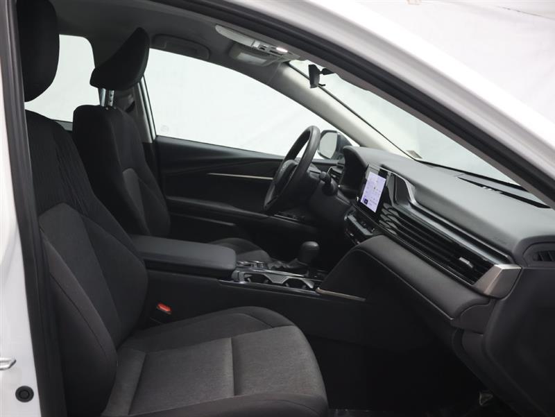 2025 TOYOTA CAMRY LE/SE/XLE/XSE