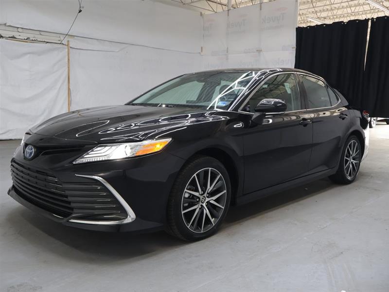2024 TOYOTA CAMRY HYBRID XLE