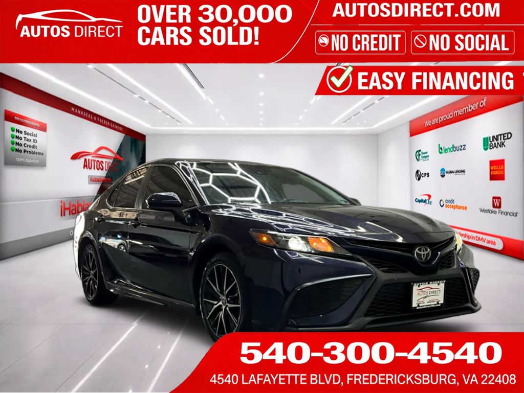 2021 Toyota Camry 2.5 Auto SE's photo