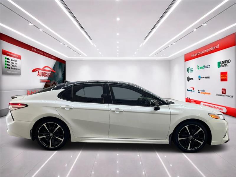 2020 TOYOTA CAMRY XSE