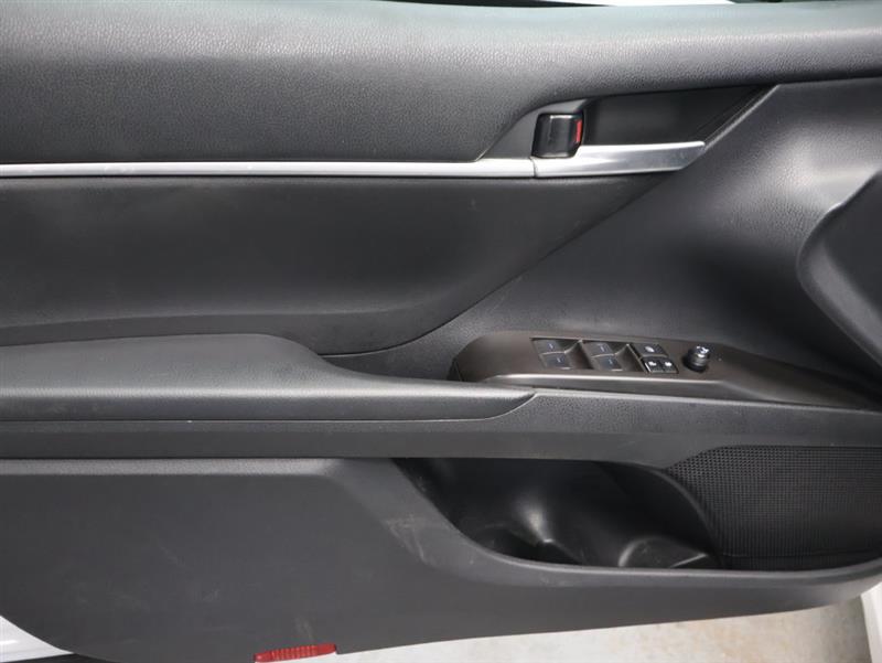 2023 TOYOTA CAMRY HYBRID SE
