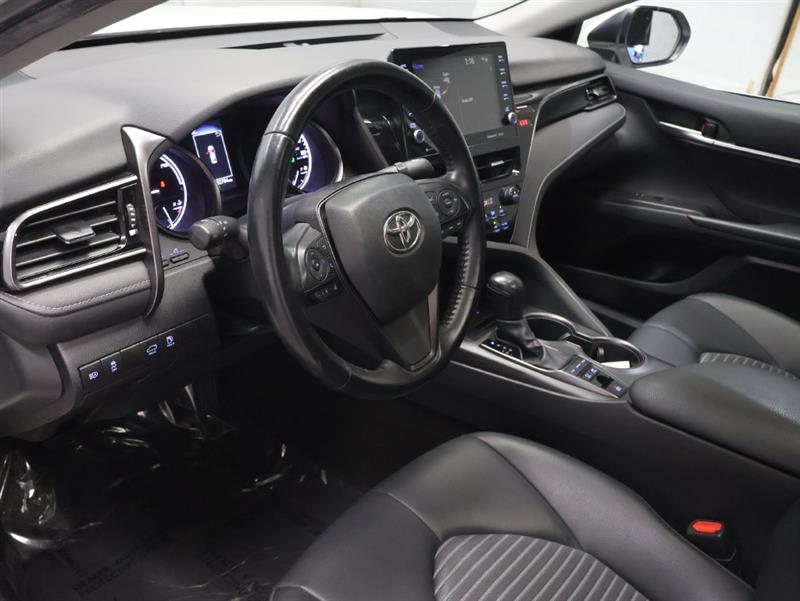 2023 TOYOTA CAMRY HYBRID SE