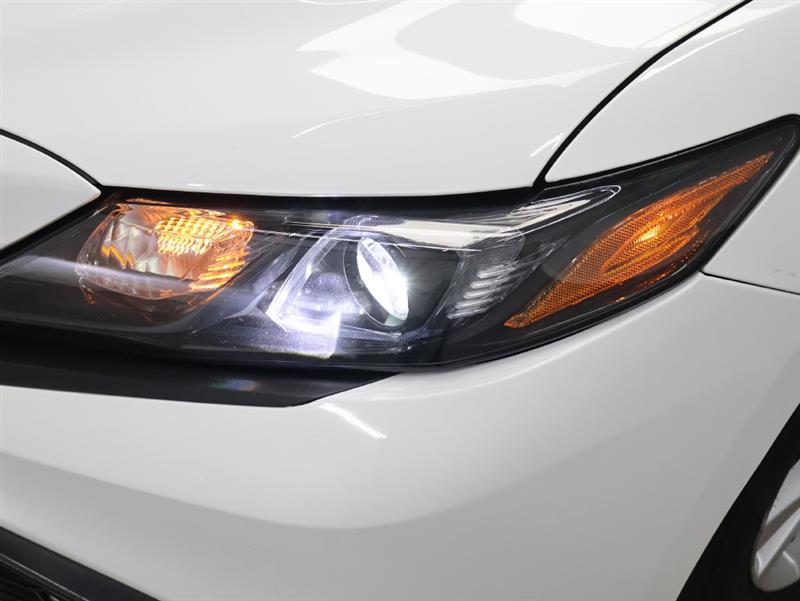 2023 TOYOTA CAMRY HYBRID SE