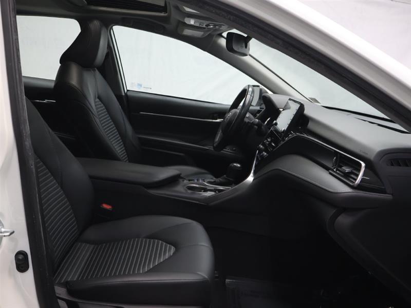 2023 TOYOTA CAMRY HYBRID SE